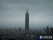 週六強烈冷氣團南下　低溫下探11度