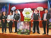 逾萬發煙火迎2018　雲縣府、劍湖山雙跨年