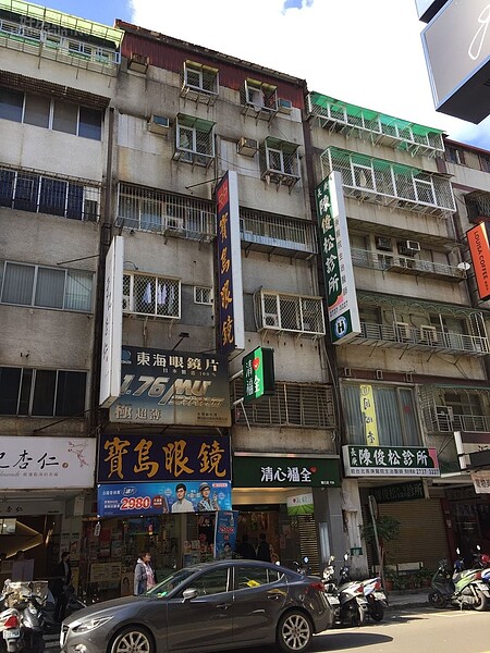 台北市大安區通化街90號6樓 違建拆除,屋主自拆(好房網News記者林美欣攝影)