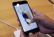 手機性能分析解密　蘋果竟故意讓iPhone因電池老化變慢？