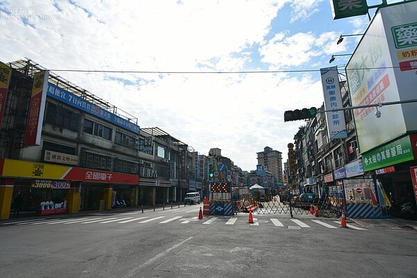 萬大線動工情境。（News記者陳韋帆 /攝影）