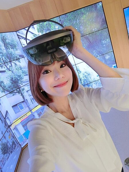 女王分享去永慶房屋的看屋體驗。（圖片擷取自女王粉絲團）