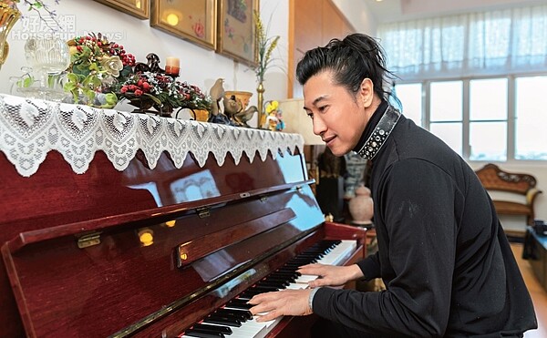 美食達人/陳鴻 買對房 為人生加值!