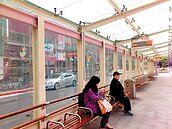 北市智慧公車亭　打造城市風貌
