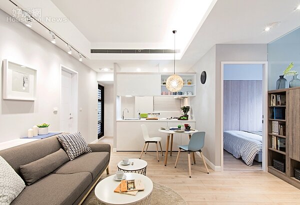改造一室滿載收納機能 贏得寬敞客廳+ 開放廚房