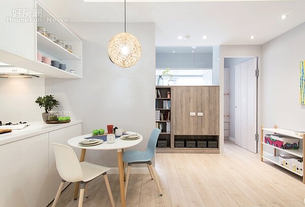 改造一室滿載收納機能 贏得寬敞客廳+ 開放廚房