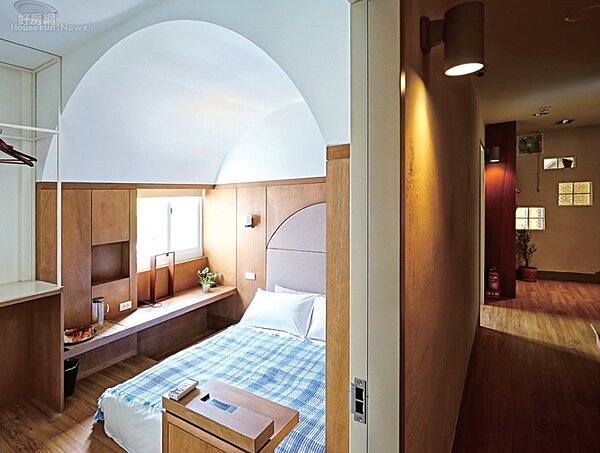 高雄/老旅社半百重生