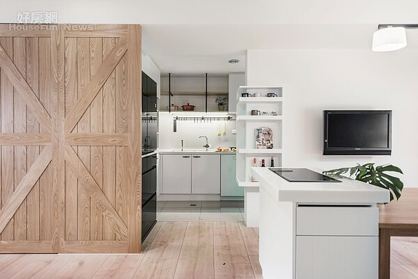 把擁擠四房變舒適三房!住進有光和風的清新北歐宅