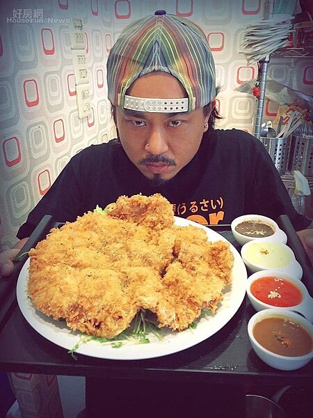 1.DJ總給人酷帥的印象，但卸下DJ身份，阿逵化身早午餐店老闆，親切地招呼每一位光臨的顧客。

