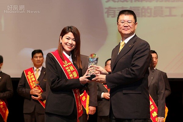 永慶不動產桃園大竹店店長賴錤萱(圖/永慶房產集團)