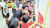 「衛武彩藝起來」　彩繪社區吸睛