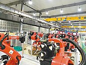 機器人時代　中國最大機器人基地啟用