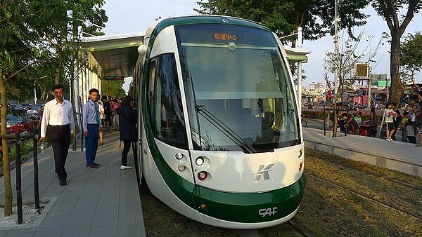 亞洲新灣區具備多項建設利多,但今年區內豪宅每坪均價卻跌破3字頭(圖/維基百科)