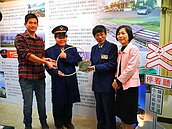 屏東鐵路高架化　新舊車站改變別有風情