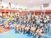 新屋高中揭牌　落實就近入學