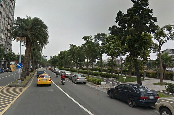 中都重劃區通車 周邊房價看漲(圖/翻攝google map)