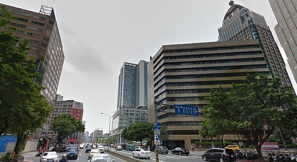 忠孝東路四段街景（圖／翻攝自Google Map）