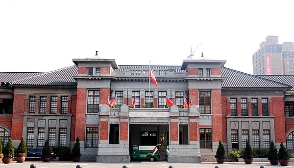 新竹市府近年積極推動「路平計畫」(圖/維基百科)