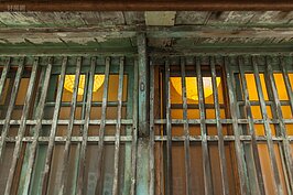 隨著復古潮流的興起，原本不被重視的老建物重新獲得新生命。只是在餐廳、咖啡廳作為招攬民眾的手段之外，是否還有其他方式讓這片土地的人更了解這些過往？