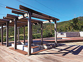 泡腳池變「蚊子池」　讓人一肚子火