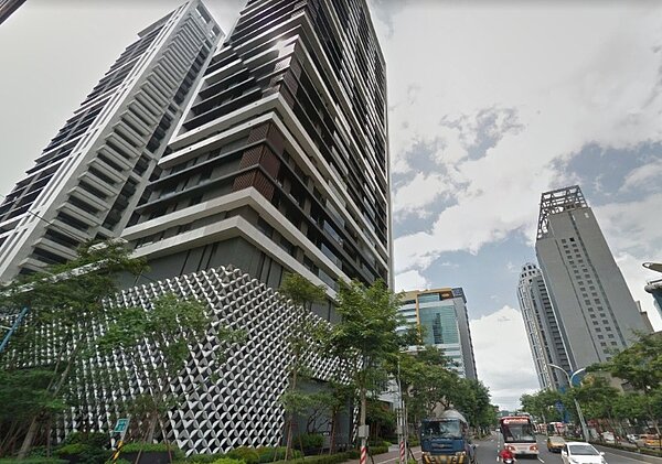 新北市板橋區豪宅馥華雲鼎(圖/翻攝自google map)