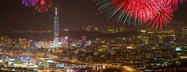 台北市夜景 101 煙火（大刊頭主視覺）