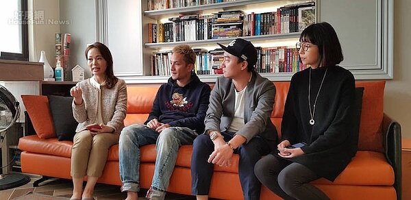 敖國珠來到藝人高山峰的家。(好房網TV提供)