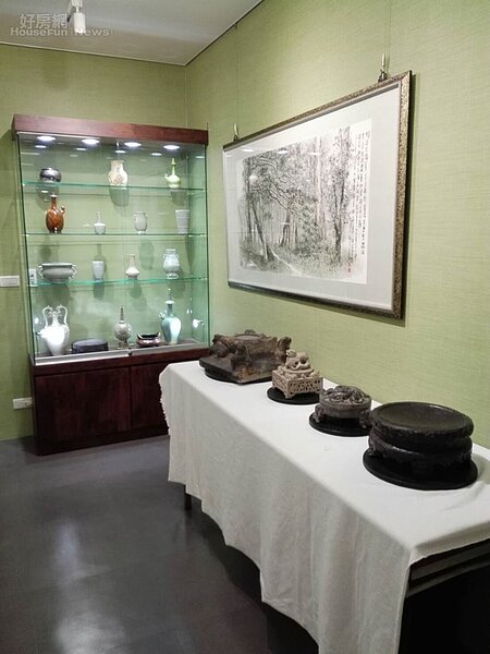 7. 各式龜、龍造型的硯台,石刻技術與精美程度讓人嘆為觀止。