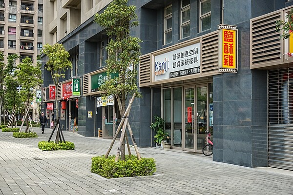 林口A7合宜宅生活機能已經逐漸成熟。(好房網News記者張聖奕/攝影)