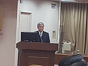 央行總裁：中美貿易戰　對台灣不會是利多