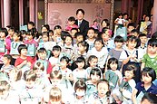 賴清德：將提新幼兒照顧津貼　逐年增設公立幼兒園
