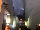 桃園清晨奪命火！　3大1小葬身火窟