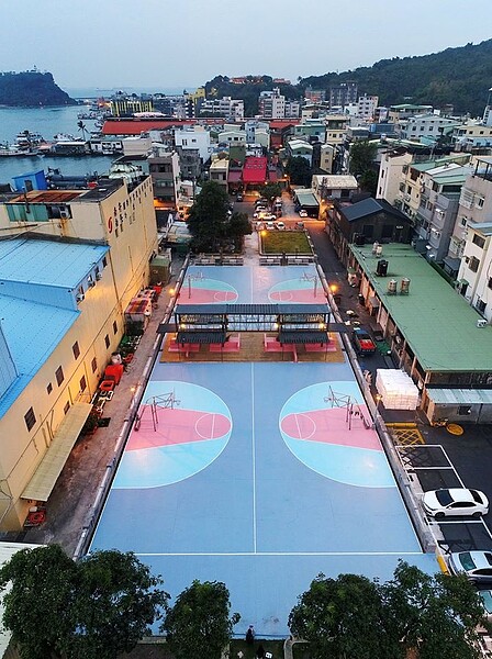 高雄繽紛海濱鬥牛場(建築園冶獎臉書)