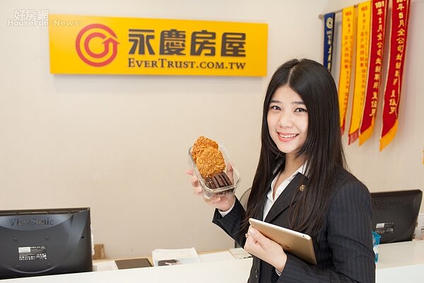 永慶房屋賴佳茵運用彈性工作制度，晉升百萬經紀人還能兼顧烘焙興趣。（好房網新聞中心）