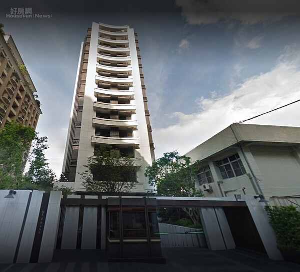 位於板橋長安路上「蒲陽文萃」社區大樓。圖/GoogleMaps