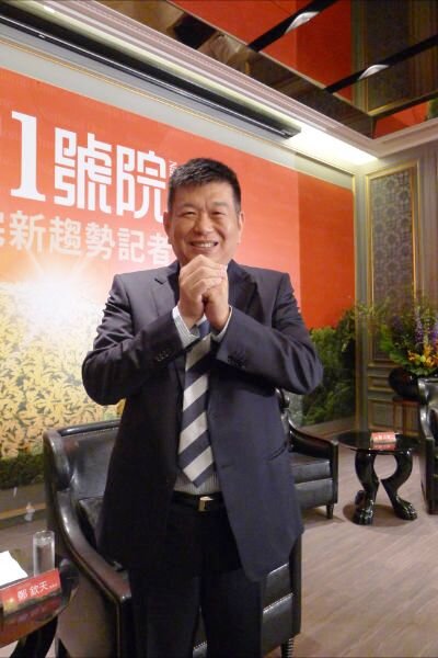興富發董事長鄭欽天看好今年買氣出籠。(圖/蔡佩蓉)