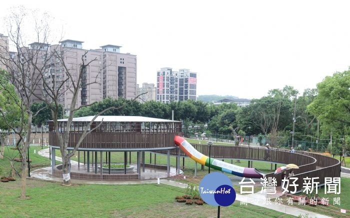 龜山區兒二公園擴建工程落成啟用。