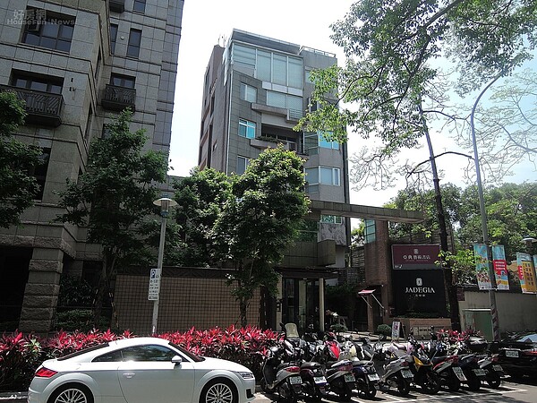 禾康世家遭法拍。(好房網News記者 陳韋帆/攝影)
