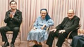 來台30年　愛爾蘭修女領到我國身分證