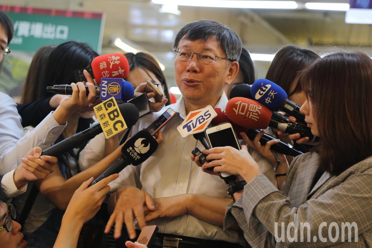 居民反對興建民生汐止線，台北市長柯文哲今受訪表示，目前市府第一優先還是弄好環狀線，至於其他部分會慢慢來，慢慢再去做溝通。記者魏莨伊／攝影