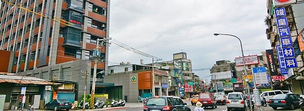 內湖新明路 (大刊頭)