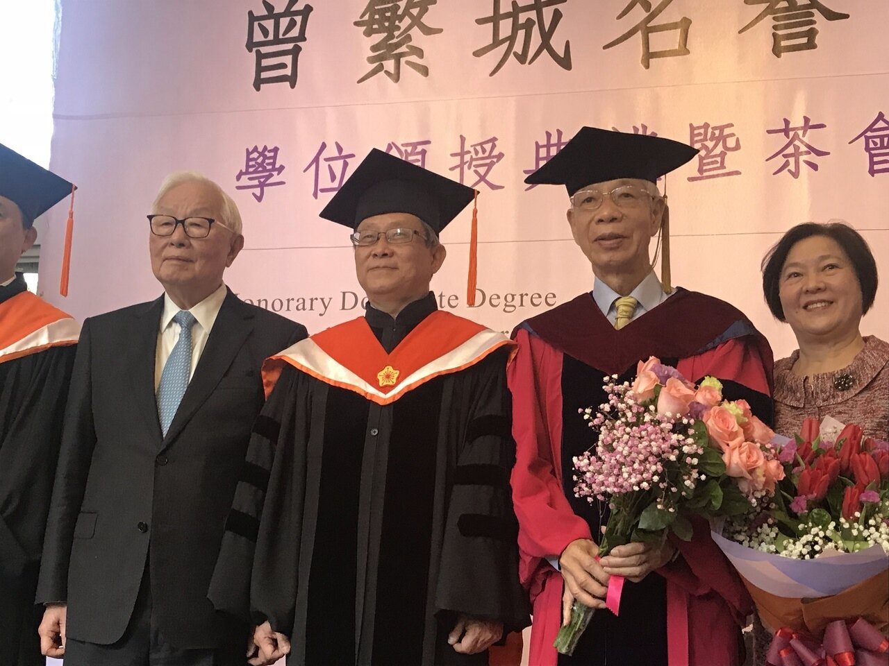 張忠謀今天出席國立清華大學頒贈曾繁城名譽博士典禮。記者李珣瑛/攝影