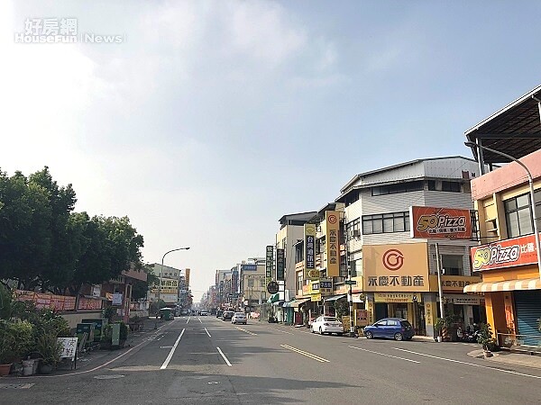 屏東市街景(台慶)
