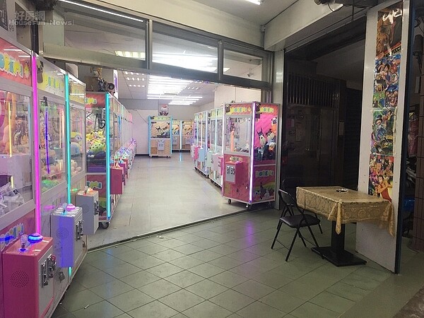 夾娃娃機店(好房網News記者蔡孟穎/攝影)