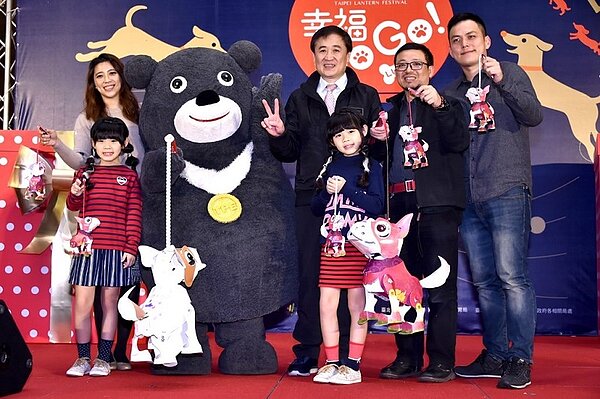 2018台北元宵小提燈亮相,找來人氣超夯的熊讚站台(圖/台北市政府提供)