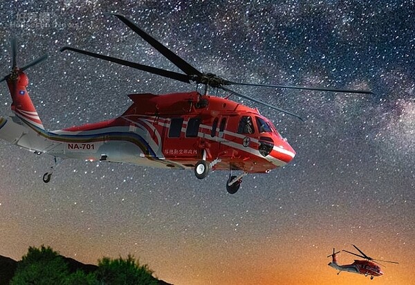 黑鷹直升機昨天在蘭嶼值勤時失聯,機上6人下落不明。圖/內政部空勤總隊資訊網。