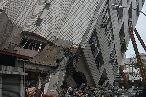 花蓮雲翠大樓救災現場(好房網News記者張聖奕/攝影)