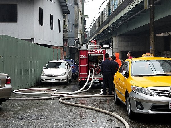 新西街火警。記者游明煌/攝影