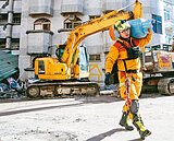 白金雙星、吾居吾宿2大樓　開始拆除