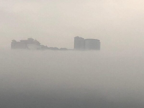 石牌驚現「海市蜃樓」　其實是文化大學（PTT）